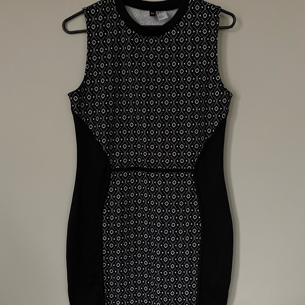 H&M Divided - Fitted Dress (Read desc)